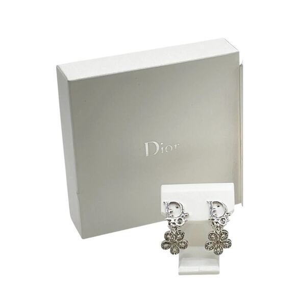 Christian Dior Flora Rhinestone x Metal Silver Earrings W/Box/Dustbag - Picture 3 of 14